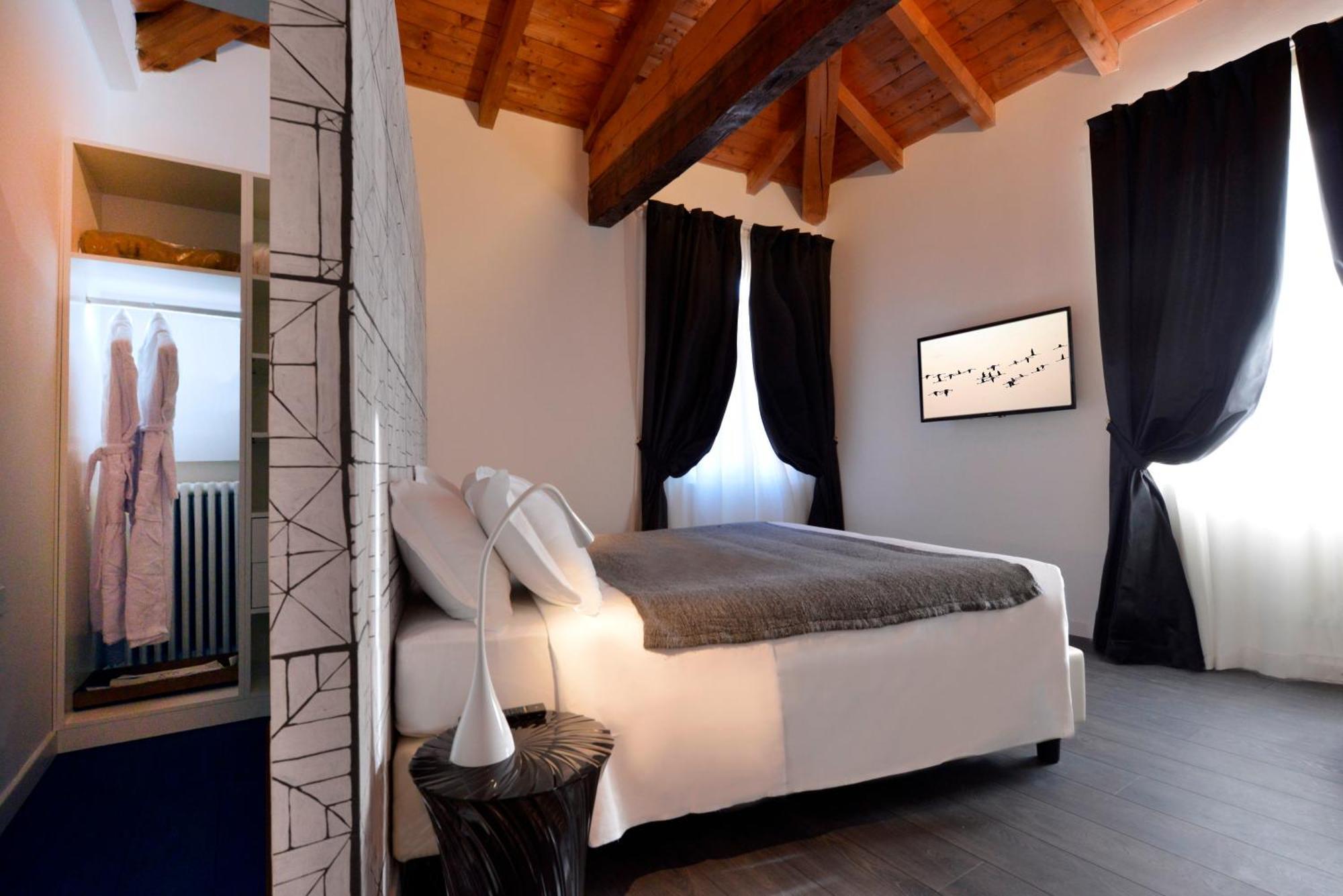 Phi Hotel Bologna Luaran gambar